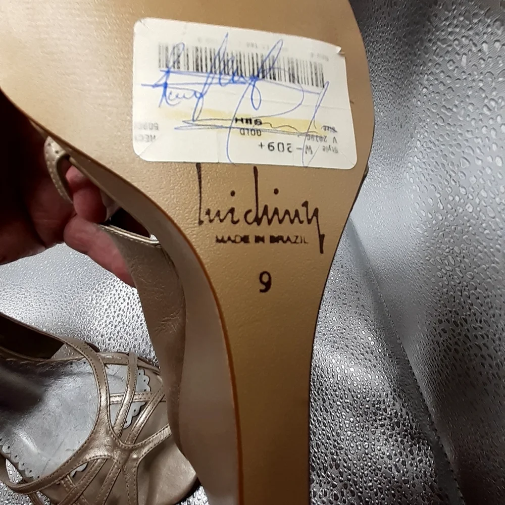 Lui Chung pre owned